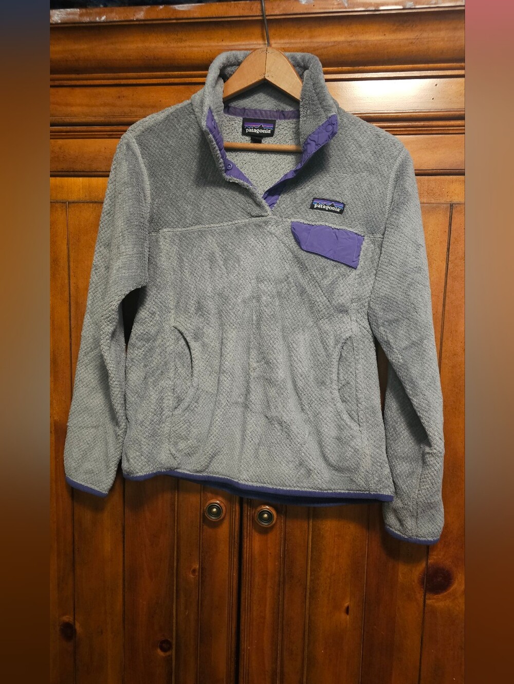 Patagonia Women's Lightweight Synchilla Snap-T Fleece Pullover Shirt in Grey S
